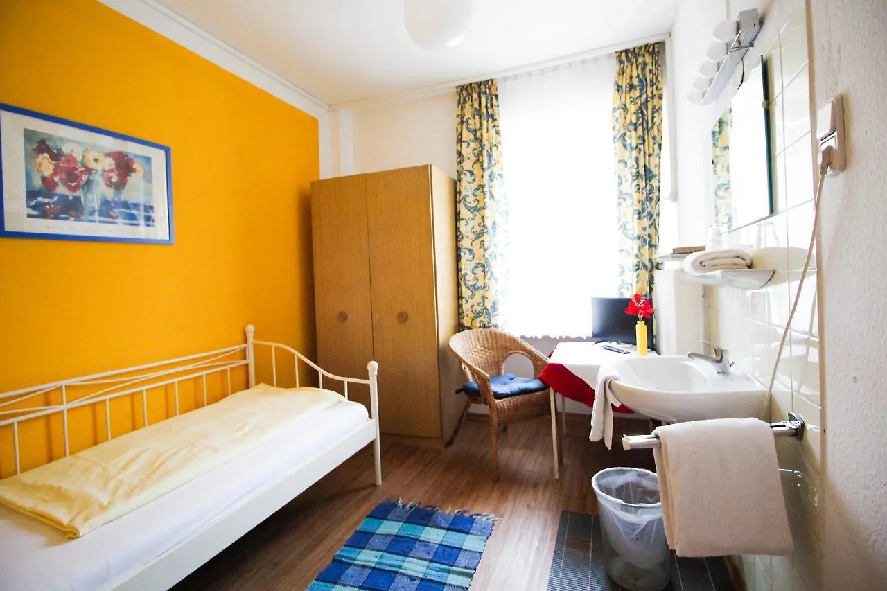 Guest house Hotel Pension Am Hauptbahnhof Munich Germany