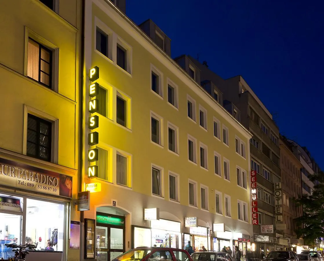Guest house Hotel Pension Am Hauptbahnhof Munich Germany