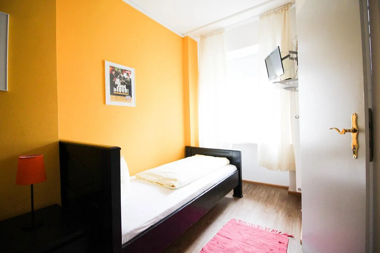Hotel Pension Am Hauptbahnhof Munich 0*,